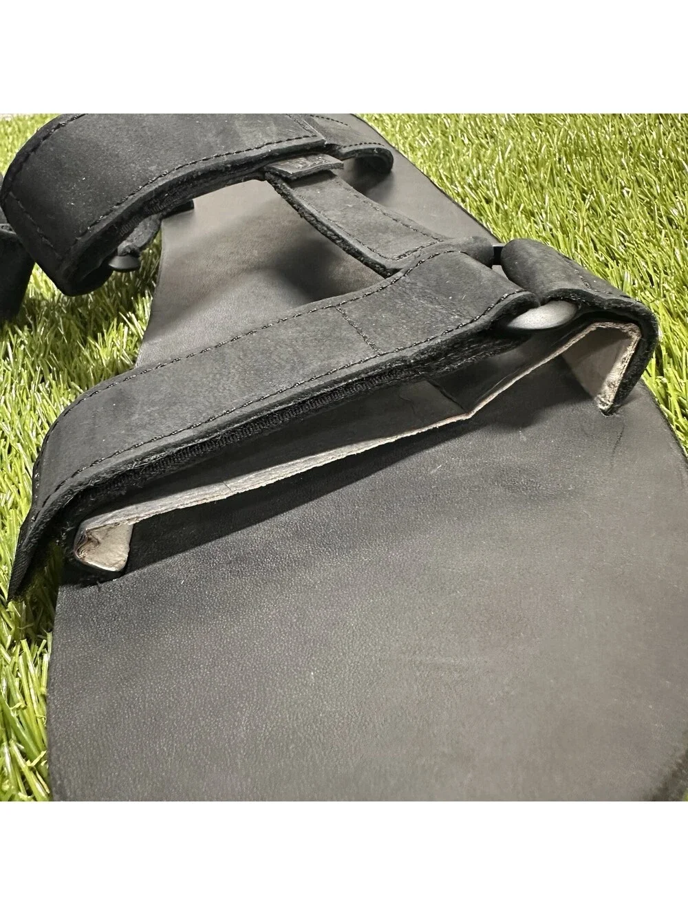 Teva Mens Universal Slide Sandals Black Leather Adjustable Strap Size 12 NWOB